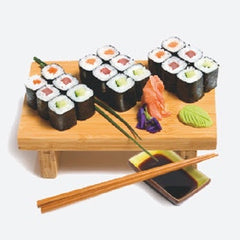 Tuna/salmon/cucumber nori rolls